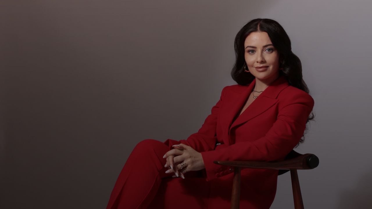 About Dr. Chérine Bazzane